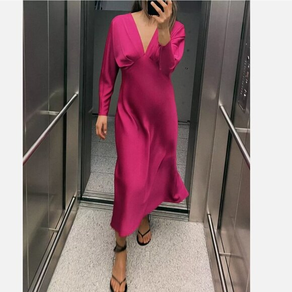 Zara Raspberry Pink Satin Midi Dress Size M Bloggers Fave NEW WITH TAG - Picture 1 of 5